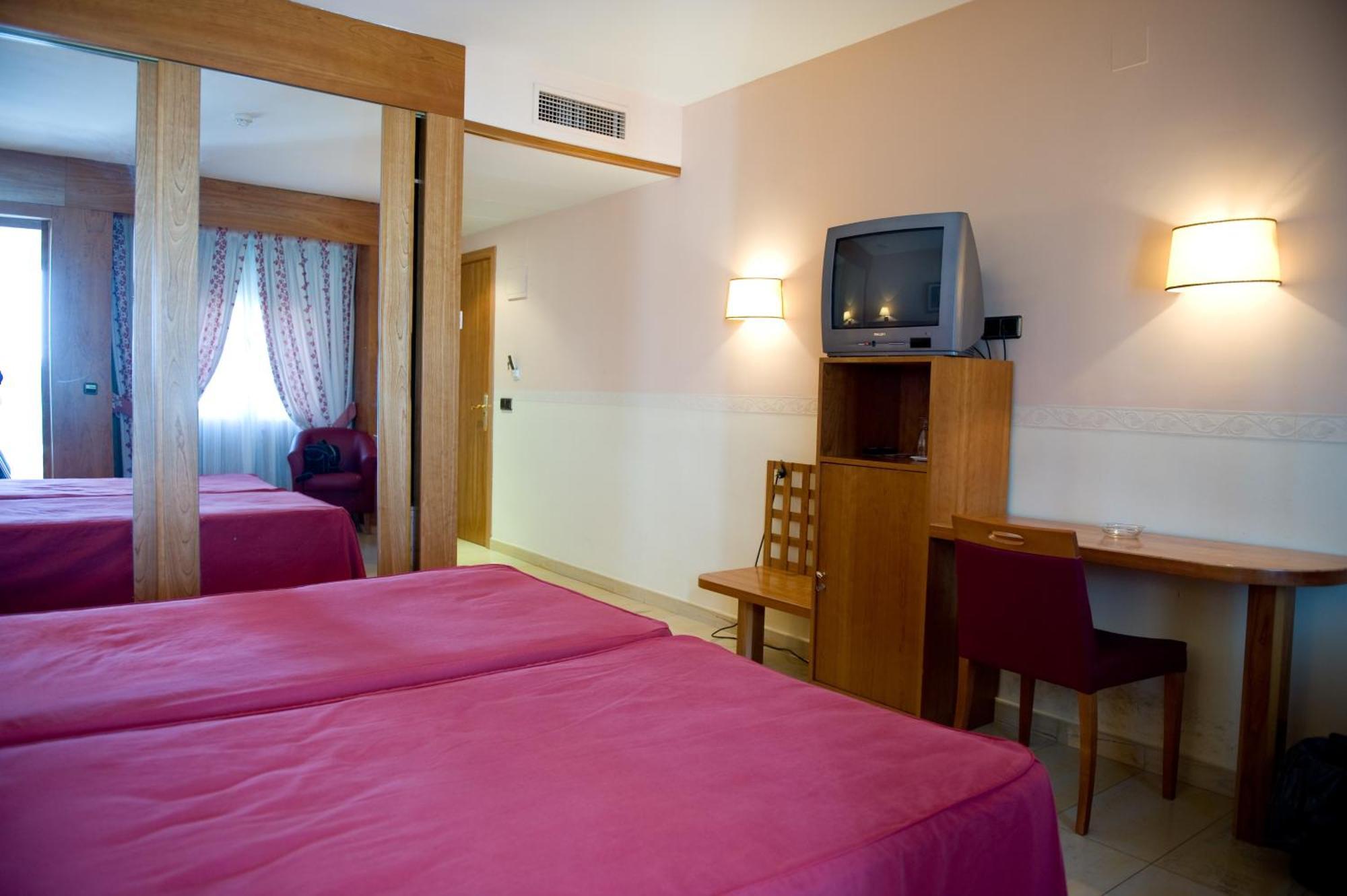Hotel La Maruxina La Alameda de la Sagra Dış mekan fotoğraf