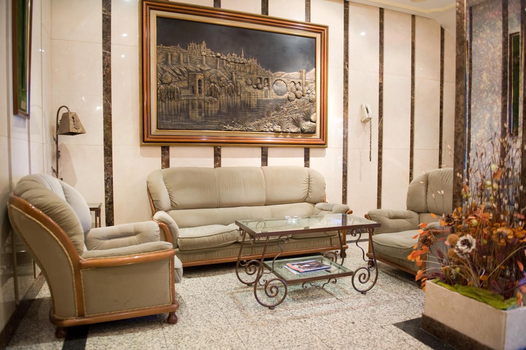 Hotel La Maruxina La Alameda de la Sagra Dış mekan fotoğraf