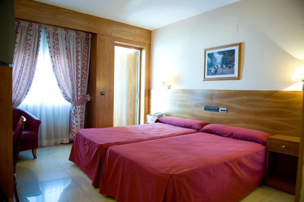 Hotel La Maruxina La Alameda de la Sagra Oda fotoğraf